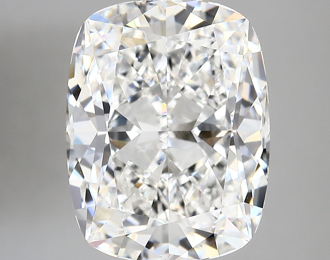 CUSHION lab grown diamond 6.76ct F/vvs2