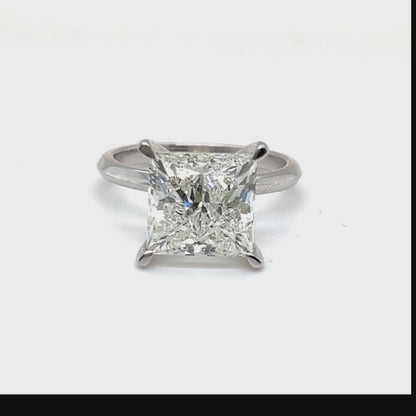 THE VECTOR_01 Ring – Princess Lab Diamond