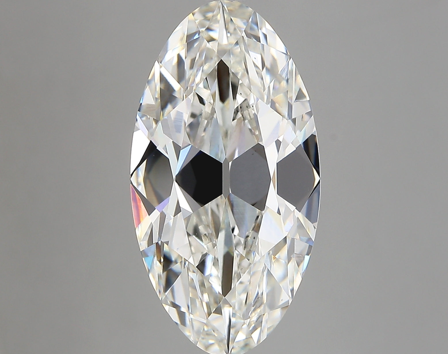 MOVAL lab grown diamond 6.35ct G/vvs2