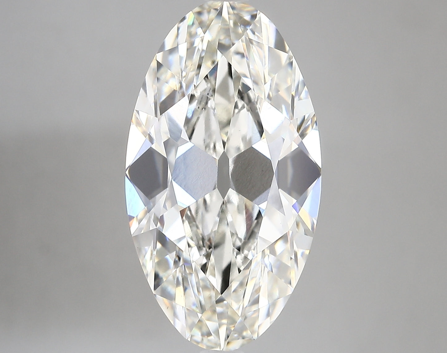MOVAL lab grown diamond 7.15ct G/vs1