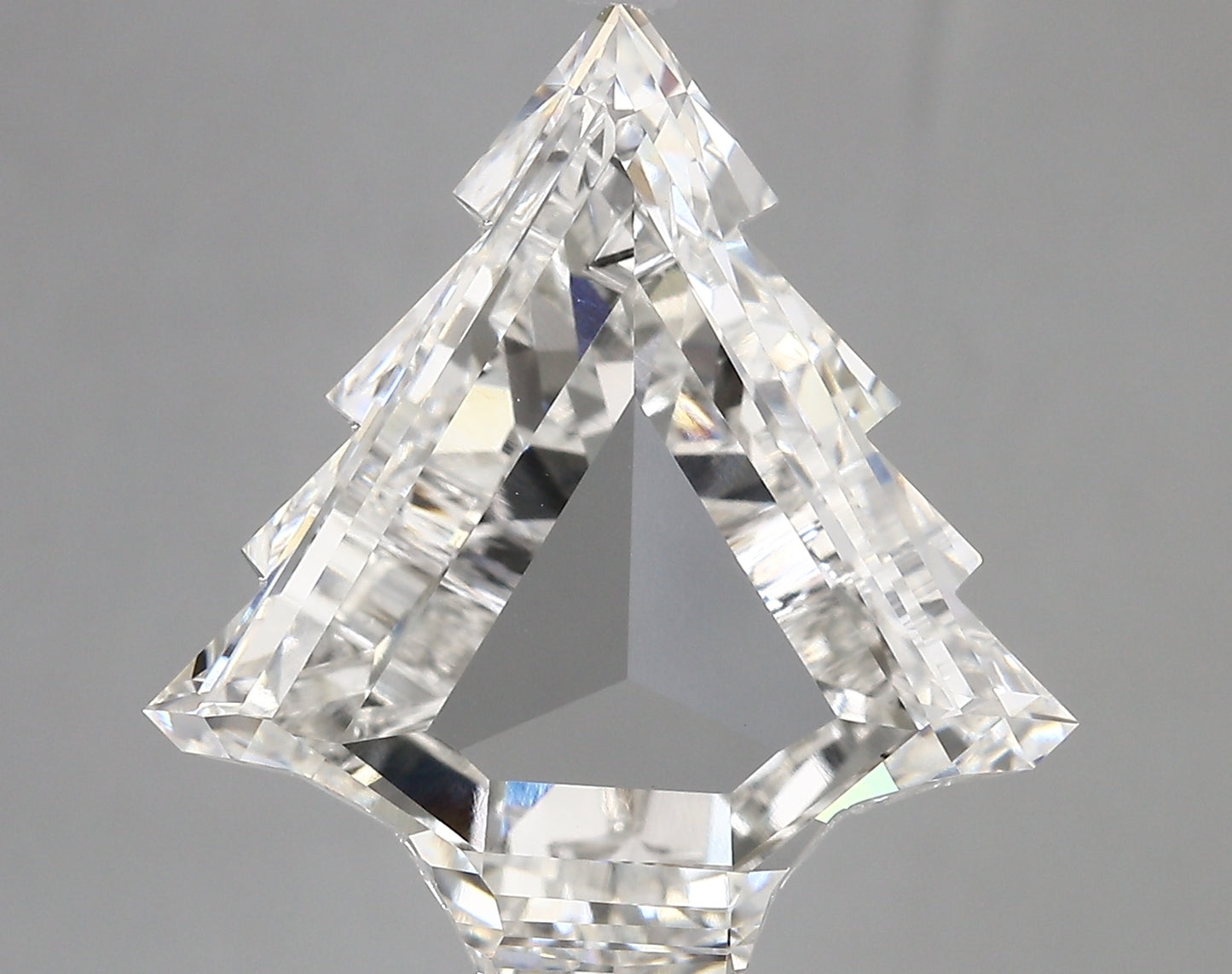 XMAS TREE lab grown diamond 8.94ct G/vvs2