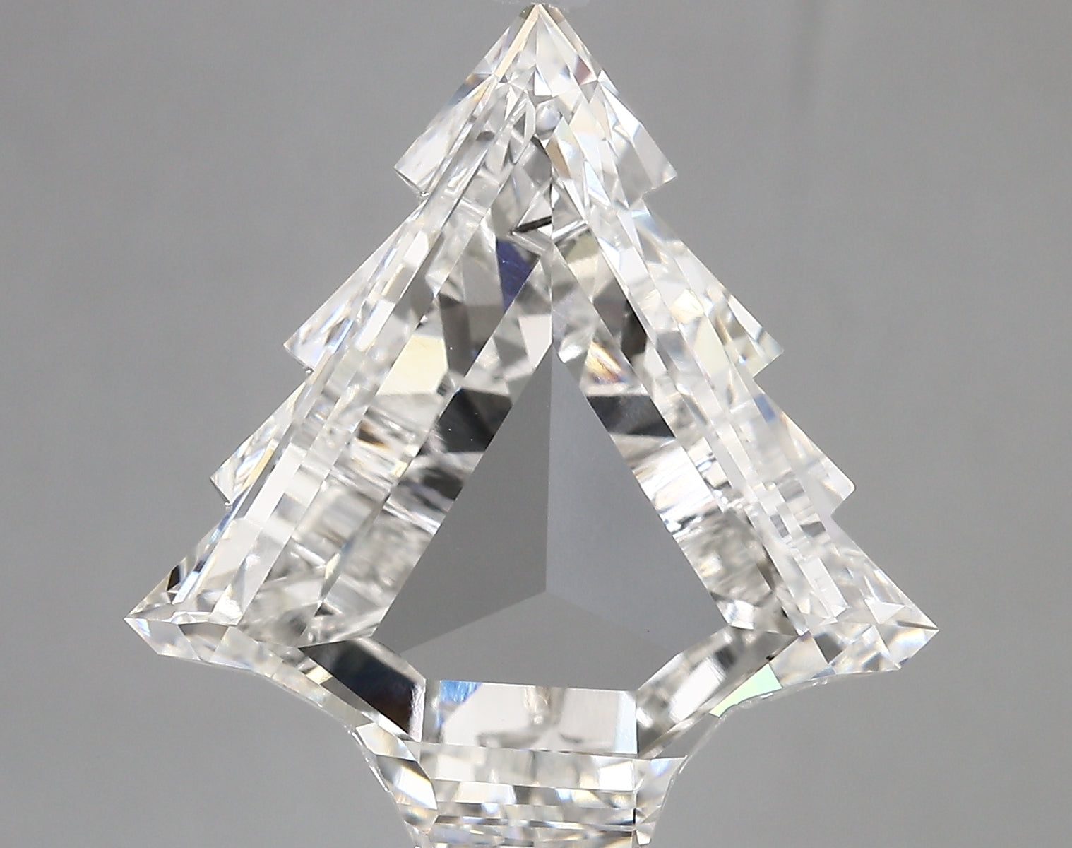 XMAS TREE lab grown diamond 8.94ct G/vvs2