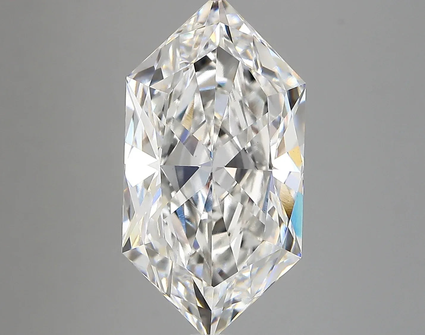 Lab Grown Diamond – HEXAGON – 5.23 ct – F/vvs2 – IGI - The Lab Jewelry