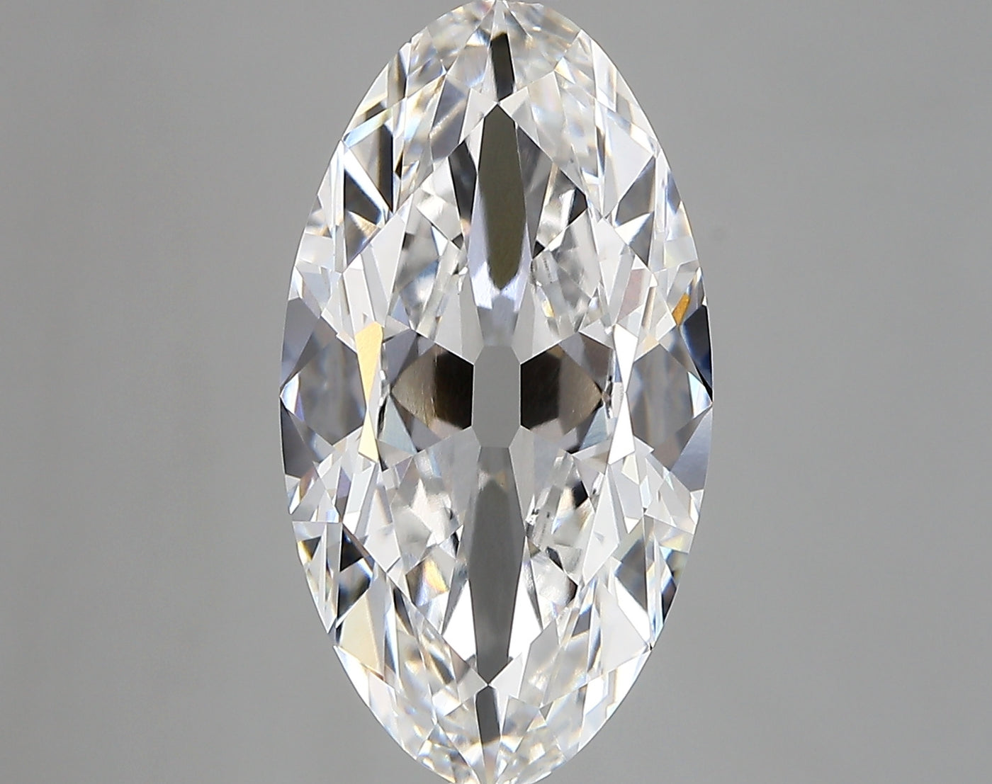 MOVAL lab grown diamond 5.60ct E/vvs2