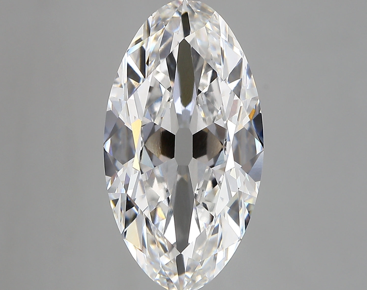 MOVAL lab grown diamond 5.60ct E/vvs2