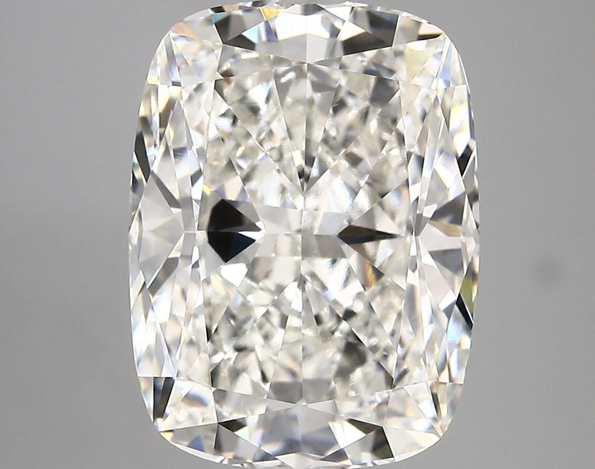 CUSHION lab grown diamond 6.77ct G/vvs2