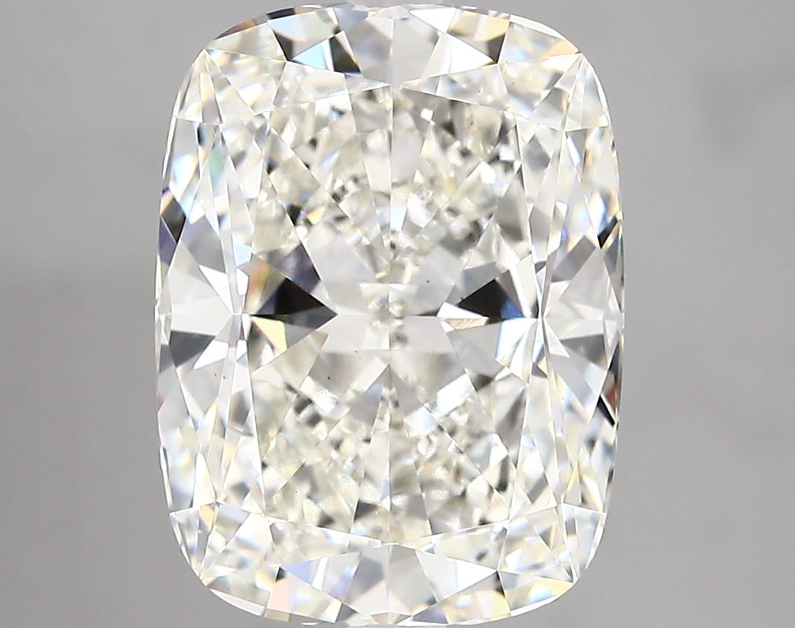 CUSHION lab grown diamond 6.05ct G/vs1