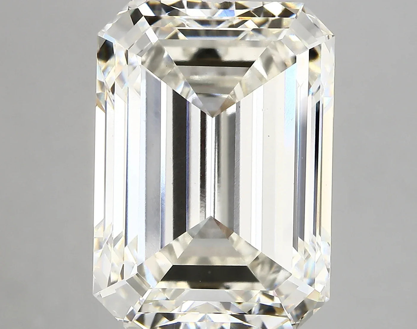 Lab Grown Diamond – EMERALD – 15.38 ct – H/vs1 – IGI - The Lab Jewelry