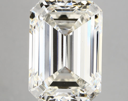 EMERALD lab grown diamond 15.38ct H/vs1
