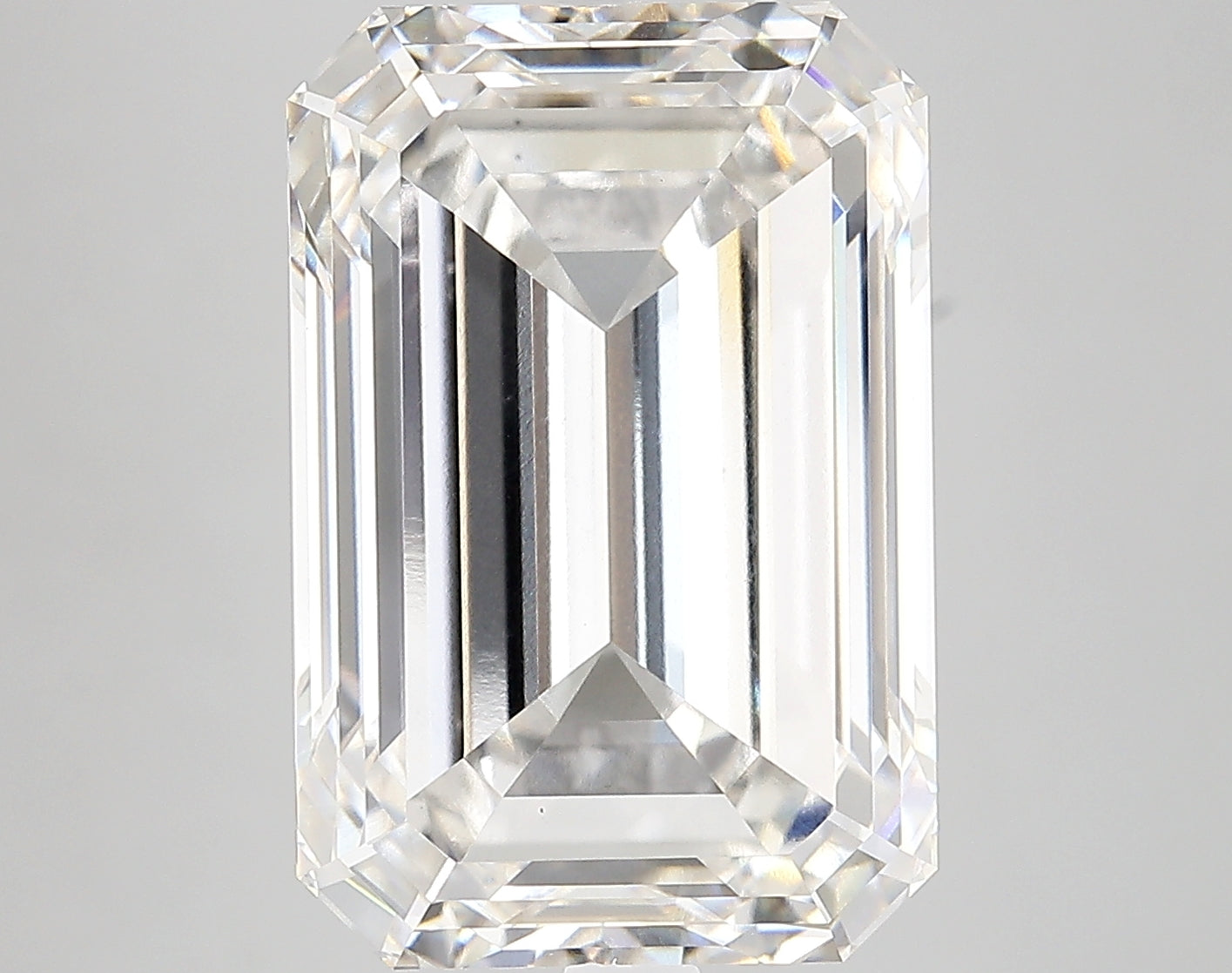 EMERALD lab grown diamond 12.00ct G/vs1