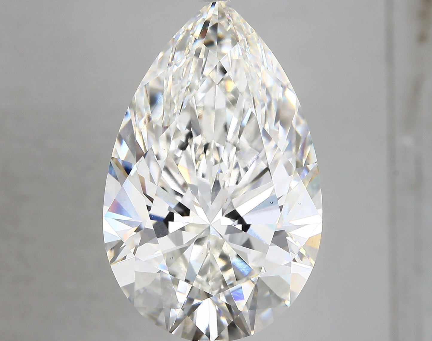 PEAR lab grown diamond 12.56ct F/vs1