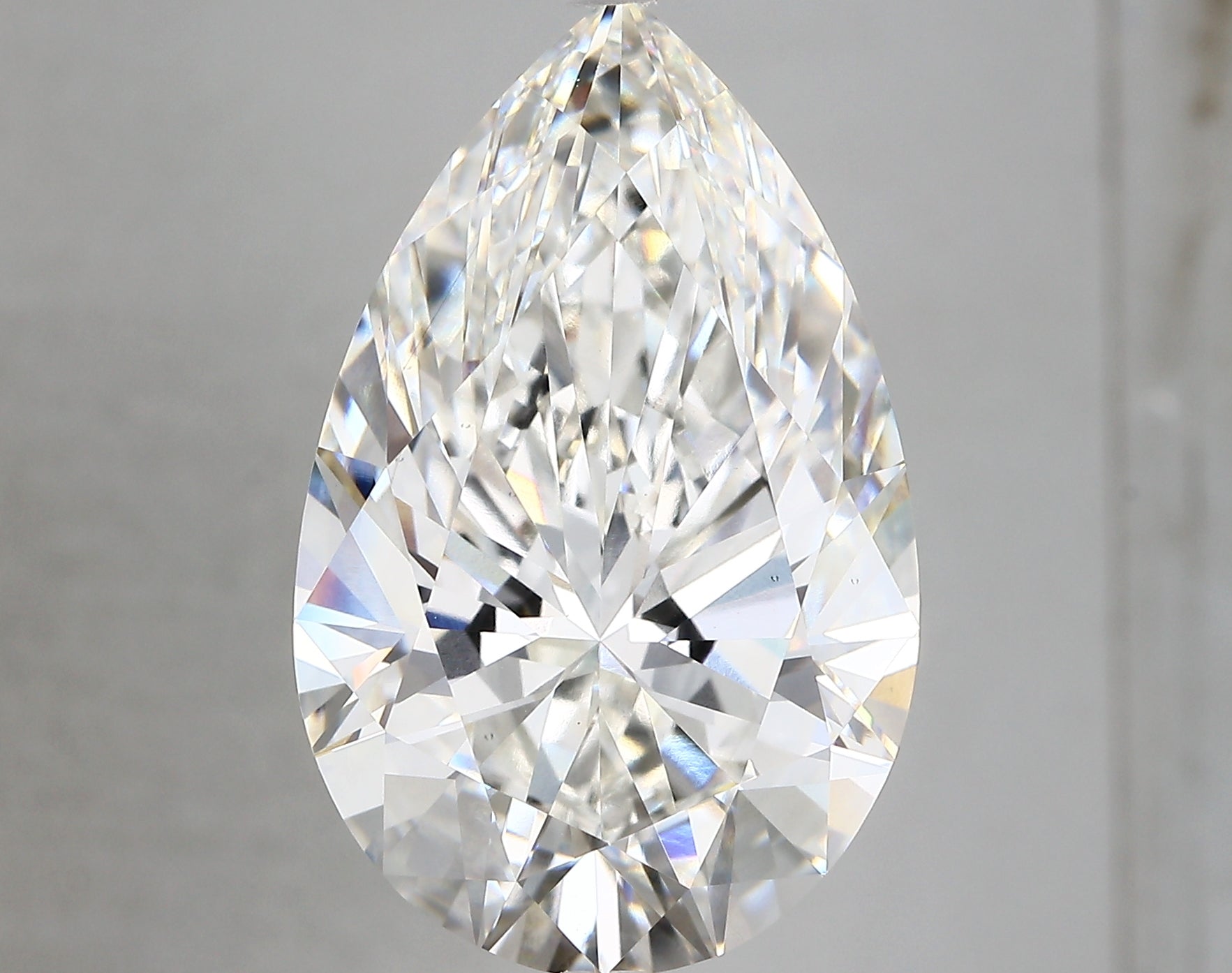 PEAR lab grown diamond 12.56ct F/vs1